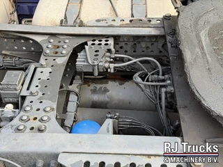 Mercedes-Benz Actros 2016 - 1845 - Retarder | Full Spoilers | 2x Tank | NL Truck image 16