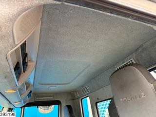 Iveco Trakker 2018 - 360 6x4, EURO 6, Palfinger, Remote, Steel suspension image 9