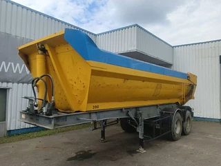 Trailer N/A 2001 - 2 Axle Steel Tipper , Spring Suspension , Drum Brakes imagen 1