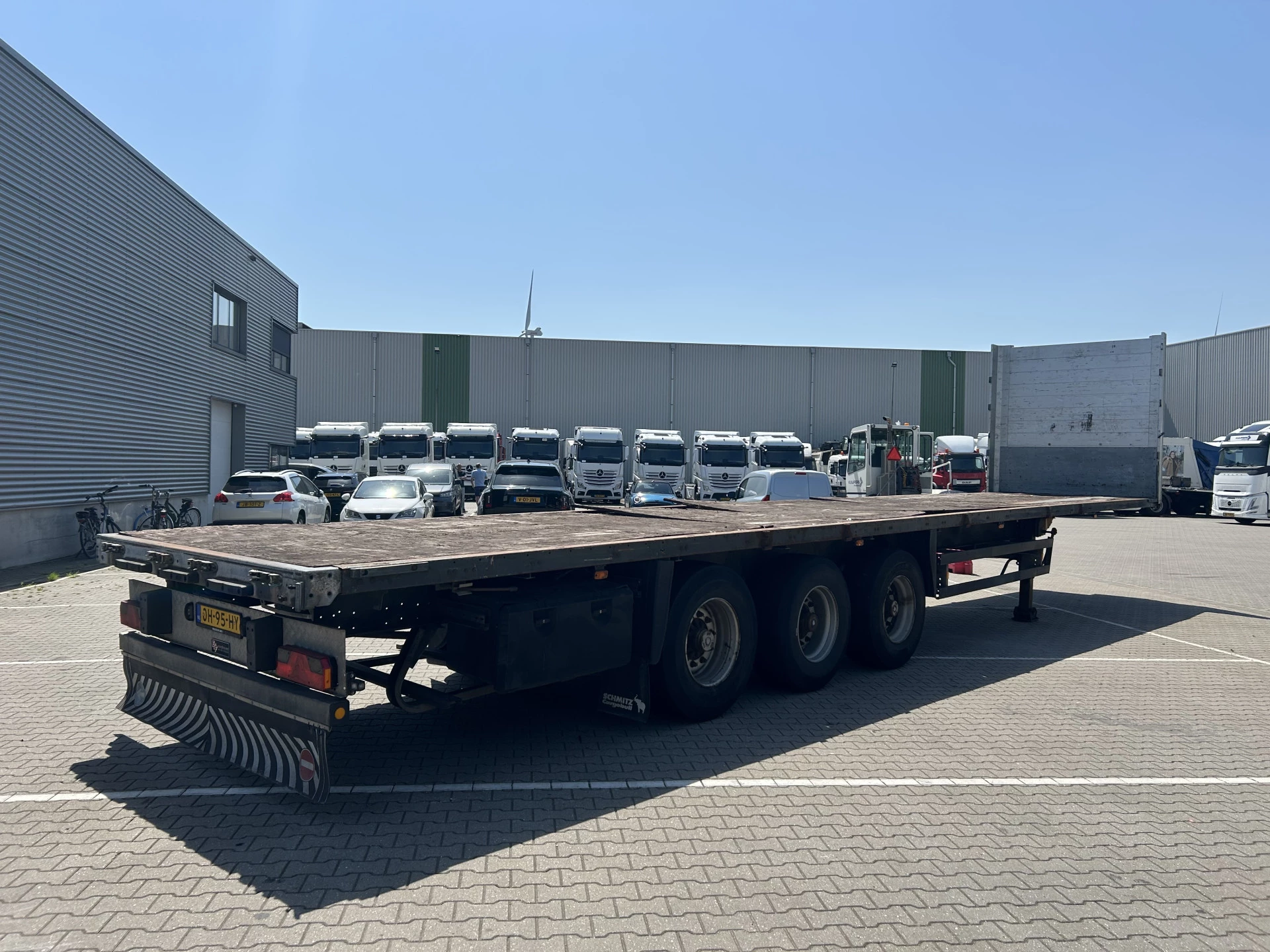 Schmitz Cargobull S 01 2003 - / Plateau - Flat Bed obrázek 2