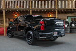 Chevrolet Silverado 2024 - High Country 6.2 V8 image 16