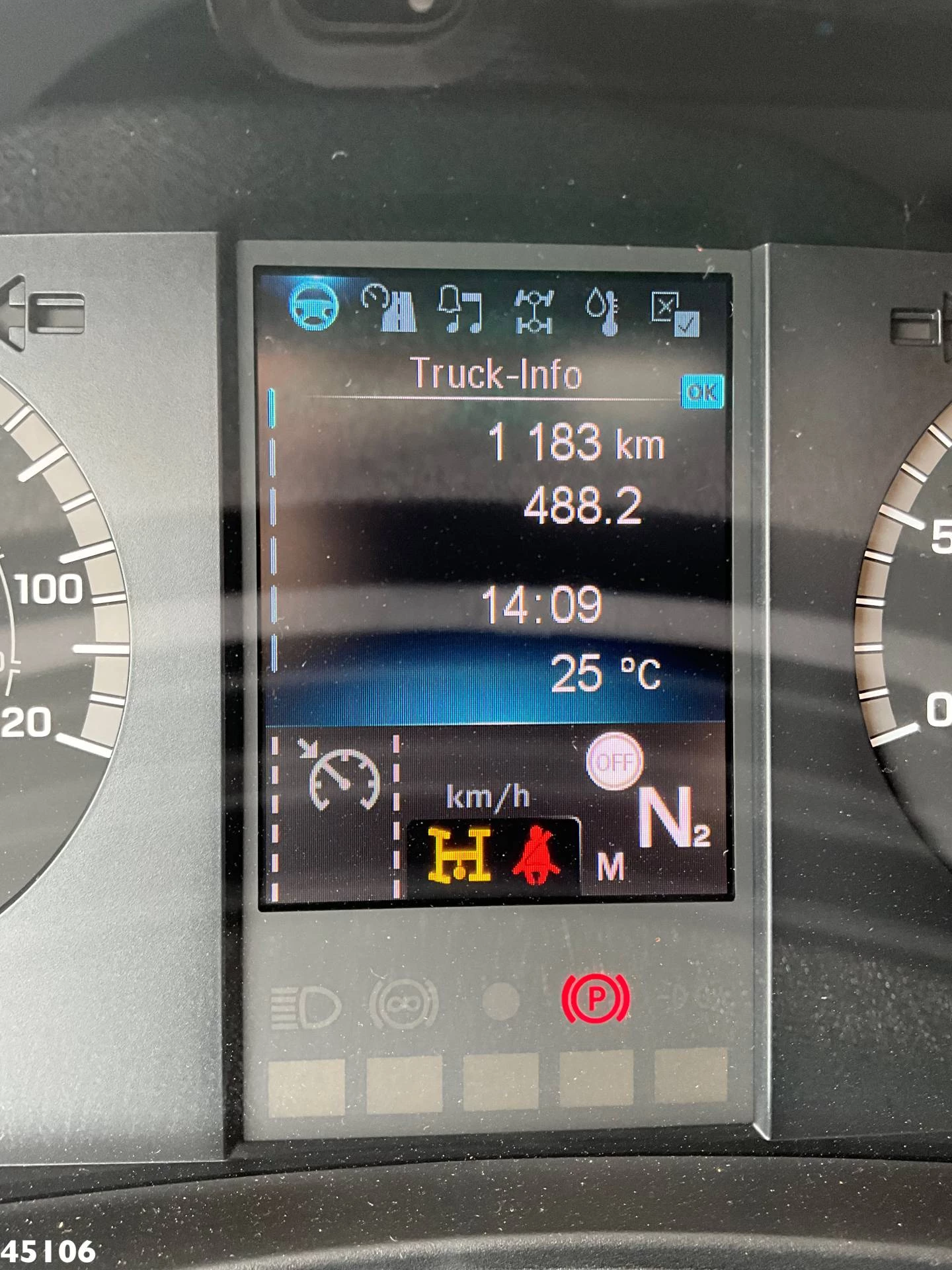 Mercedes-Benz Actros 2026 - 2533 Euro 6 Zoeller 22m³ image 20