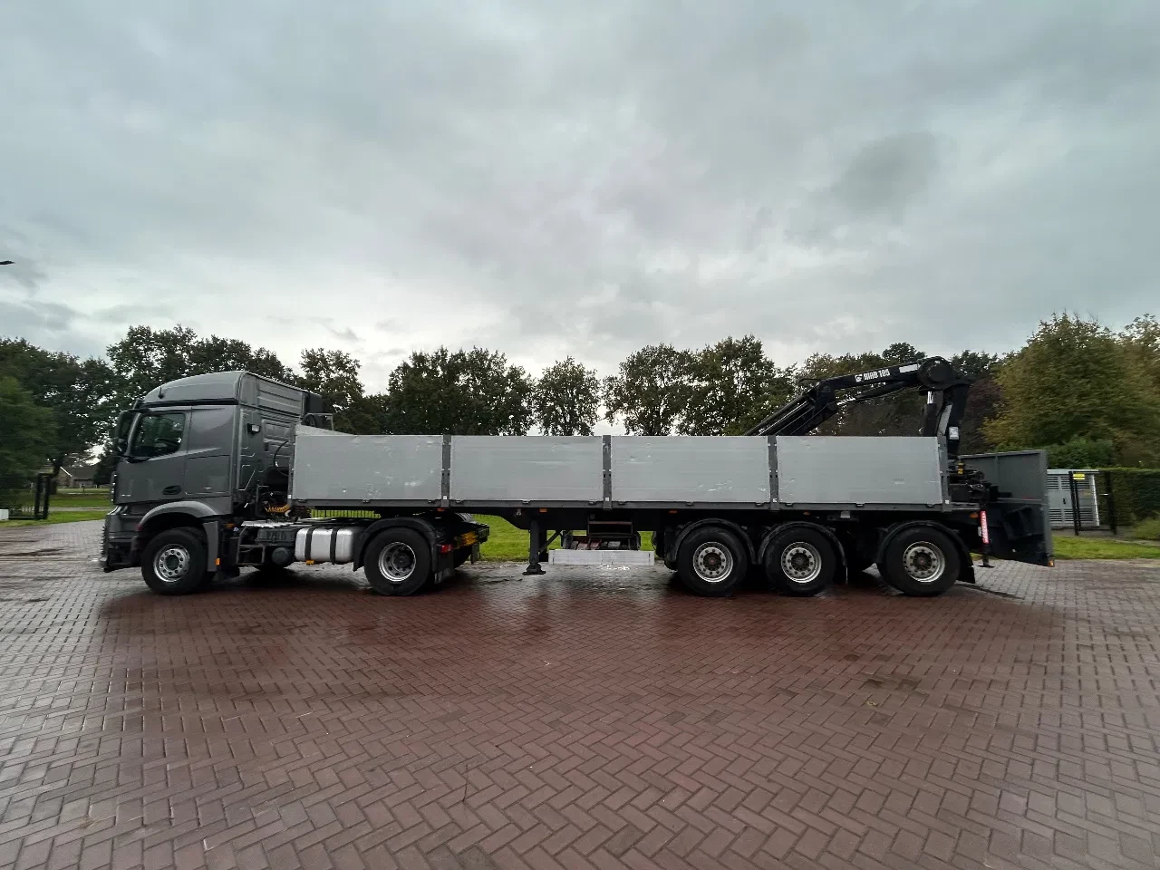 Mercedes-Benz Arocs 2014 - GT oplegger met Hiab kraan immagine 11