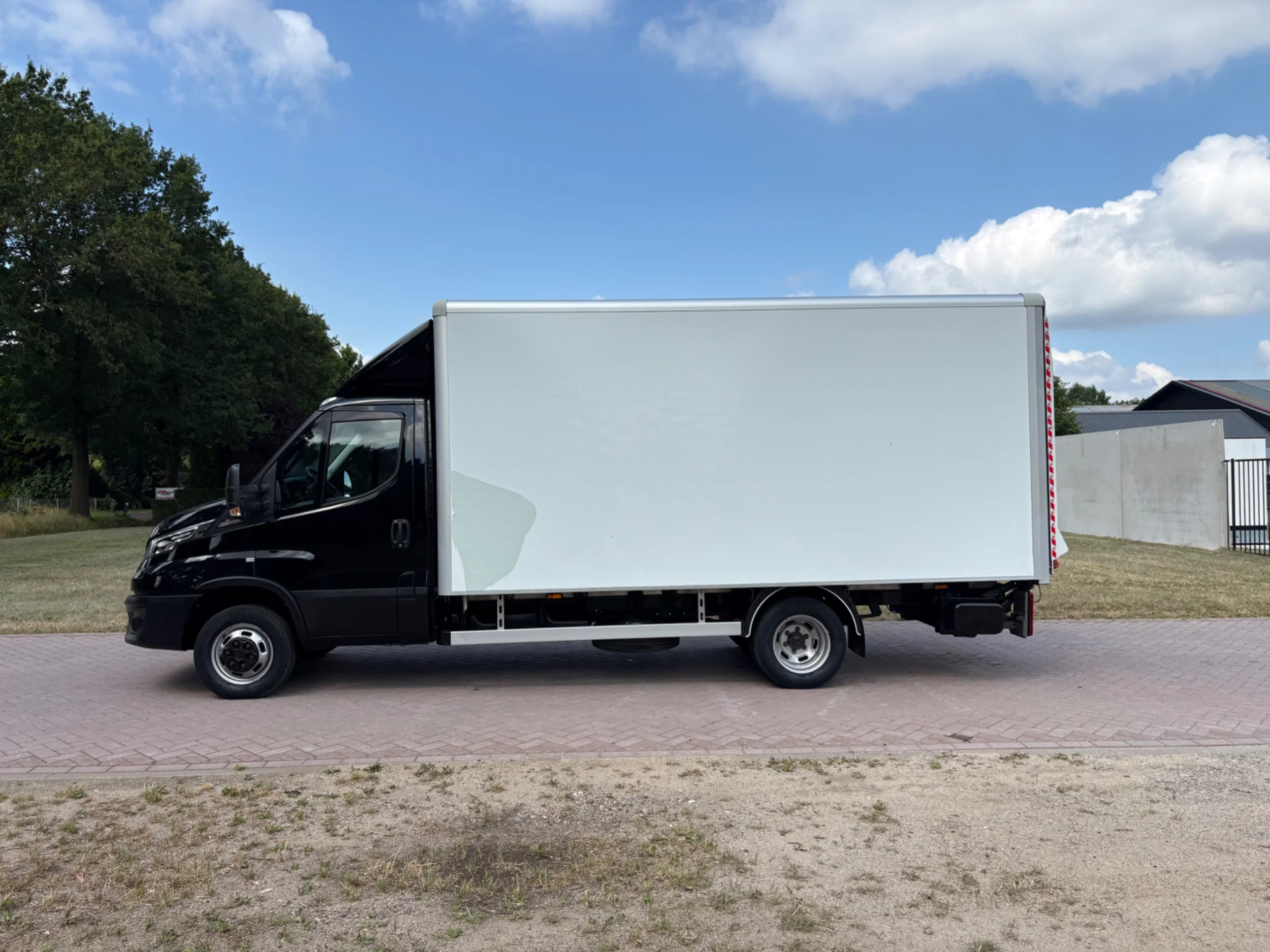Iveco Daily 2022 - 40C18 Hi-Matic automaat bakwagen afbeelding 4