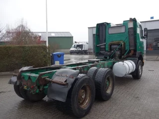 Volvo FH 1998 - 12 420PK 6X4 MANUAL GEARBOX,STEEL SPRINGS imagen 4