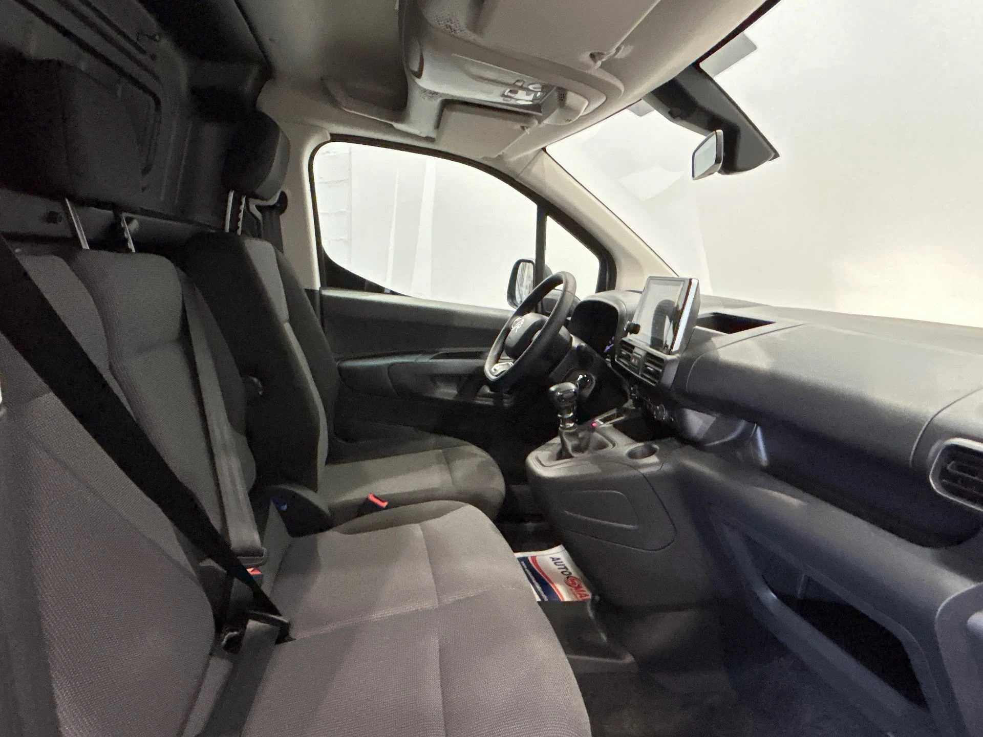 Citroën Berlingo 2024 - BlueHDi 130PK S&S L2 3 Zits afbeelding 7