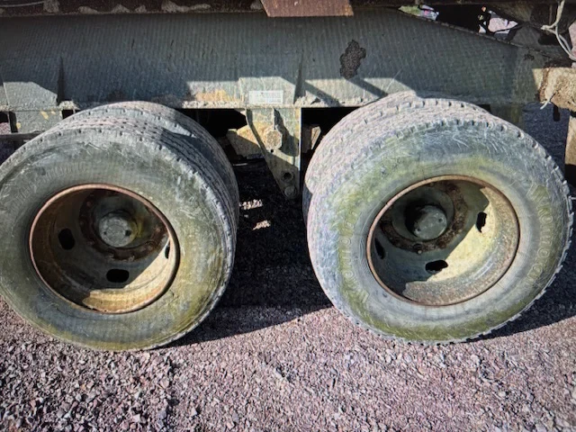 Trailor 1998 - 2 Axle , 8 Tyres , Steel Tipper , Spring Suspension , Drum Brakes afbeelding 11