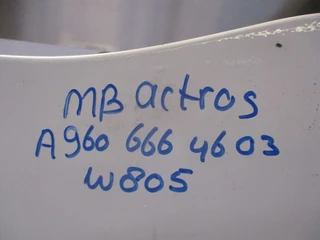 Mercedes-Benz Actros - A 960 666 46 03 INSTAPBAK LINKS EURO 6 obrázek 2 náhled
