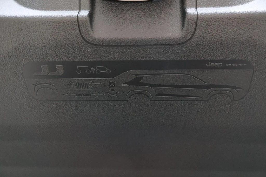 Jeep Avenger 2023 - 1.2 ALTITUDE / 18 inch + All Season / Apple Carplay / LED Lampen afbeelding 28