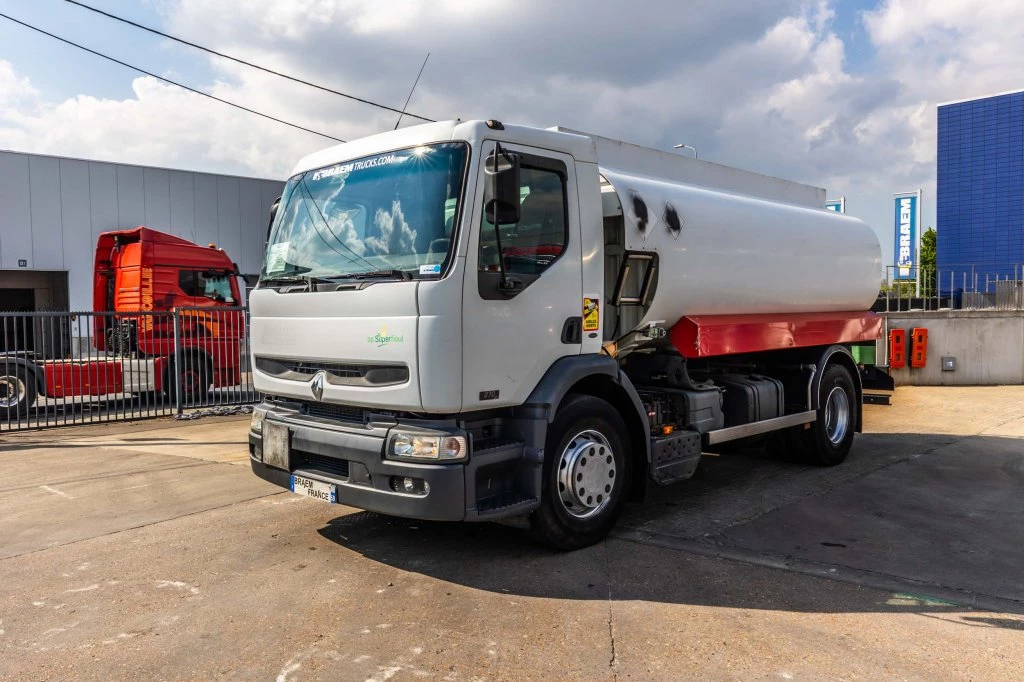 Renault 2002 - PREMIUM 270 + MAGYAR 14000L+4COMP image 1