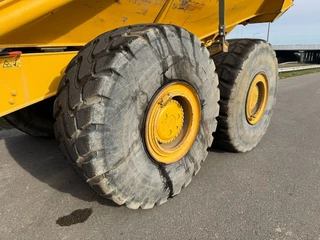 Bell B45E 6x6 2017 - N/A bild 11