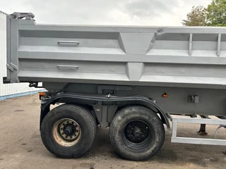 Trax N/A 1995 - 2 Axle Steel Tipper , Spring Suspension , Drum Brakes bild 6