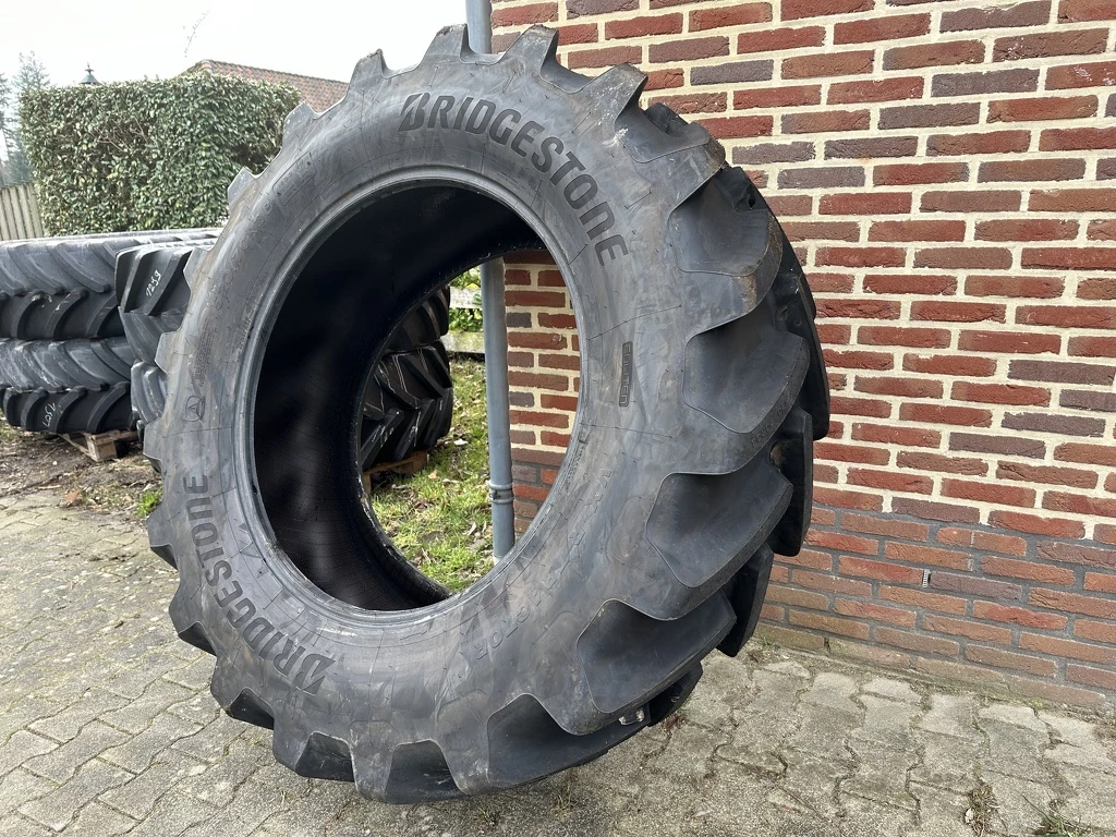 Bridgestone 5.20/70-38 imagem 2