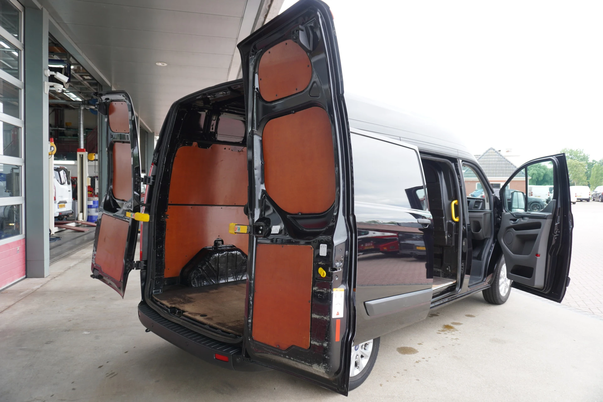 Ford Transit Custom 2022 - 300L 2.0 TDCI 130PK L2H2 Trend afbeelding 5