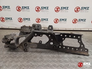 Mercedes-Benz N/A 2016 - Occ montagebeugel chassis links Mercedes afbeelding 1