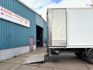 Renault 19 2014 - D D320 SLEEPERCAB 4x2 LAMBERET / THERMOKING (EURO 6 / RETARDER / AUTOMATIC GEARBOX / AIRCONDITIONING) obrazek 10