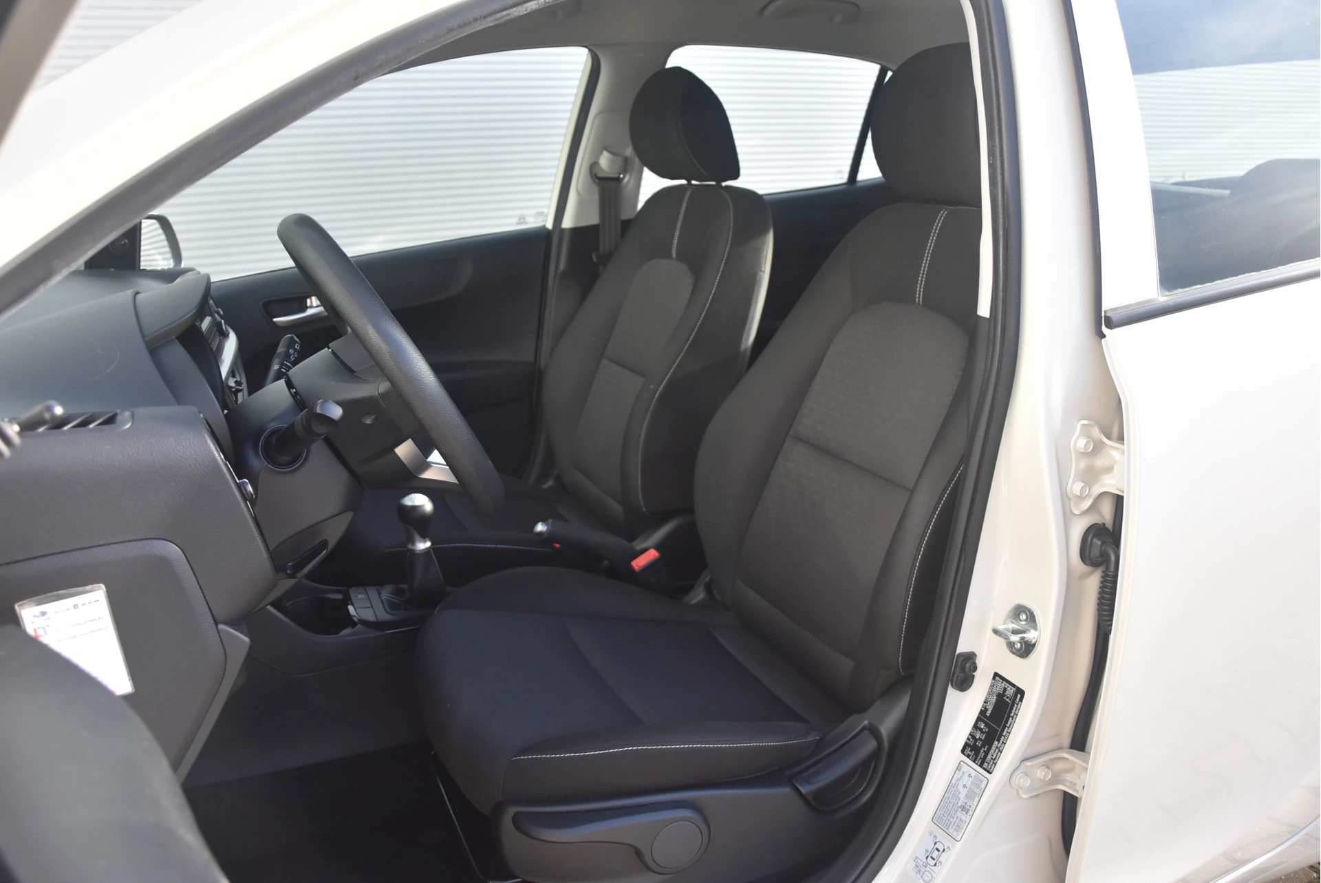 Kia Picanto 2023 - 1.0 DPi ComfortLine afbeelding 9