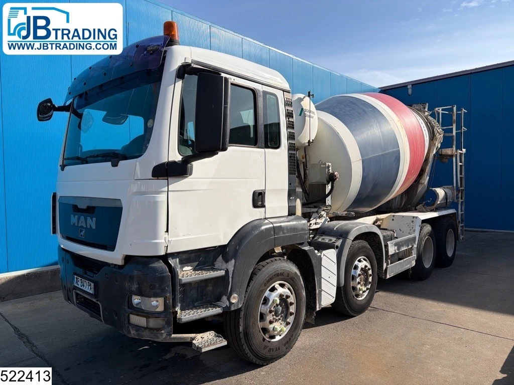 MAN TGS 2009 - 32 360 8x4, Euro 4, 9m3, Schwing, manual transmission afbeelding 1