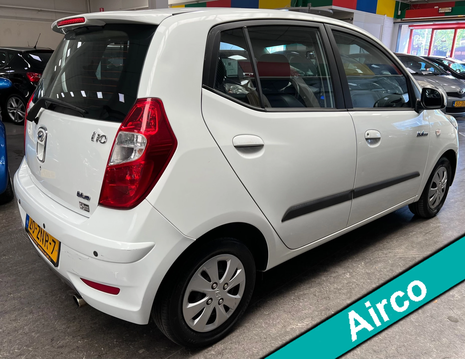 Hyundai i10 2012 - 1.0 Pro 2e eigenaar - NAP - Airco. afbeelding 2