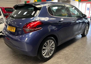 Peugeot 208 2017 - 1.2 PureTech Blue Lease Executive - 2e eigenaar - Goed onderhouden - NAP - NAV - Airco - Cruise - Parkeersensor afbeelding 2 miniatuur