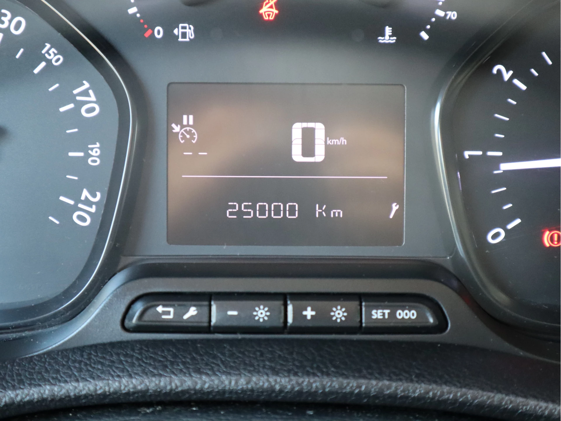 Opel Vivaro 2023 - 1.5 BlueHDi 102pk Euro 6 - Extra Lang L3 - Trekhaak - Camera image 16