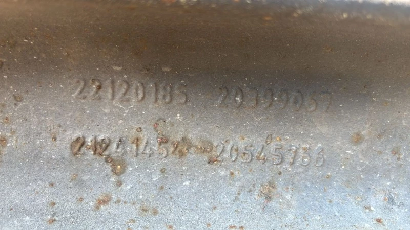 Renault 2017 - 7422120184 / 7423898142 FRONT AXLE obrázek 6