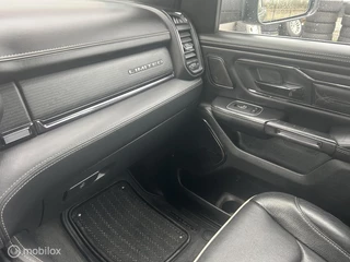 Dodge Ram 1500 2022 - 4X4 5.7 V8 4x4 Crew Cab Limited изображение 30