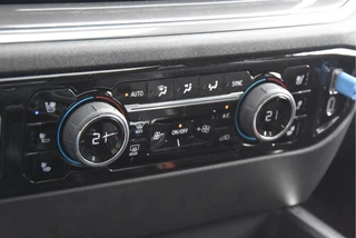 Chevrolet Silverado 2024 - 1500 6.2 High Country obrazek 19
