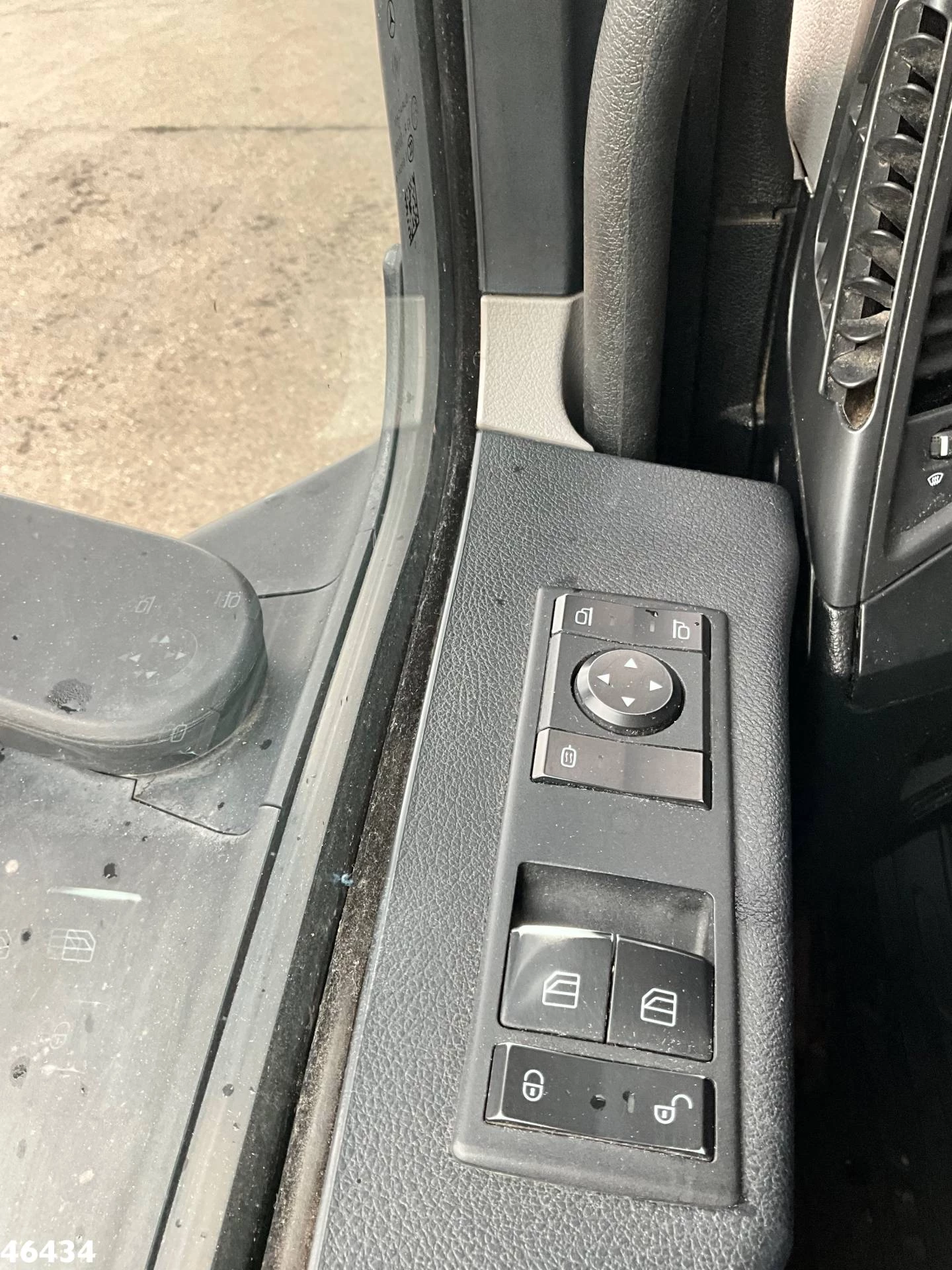 Mercedes-Benz ANTOS 2533 Euro 6 Geesink 22m³ 2015 obrázek 19