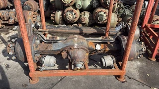 Diverse 2002 - DEN OUDSTEN FRONT AND REAR AXLE afbeelding 1 miniatuur