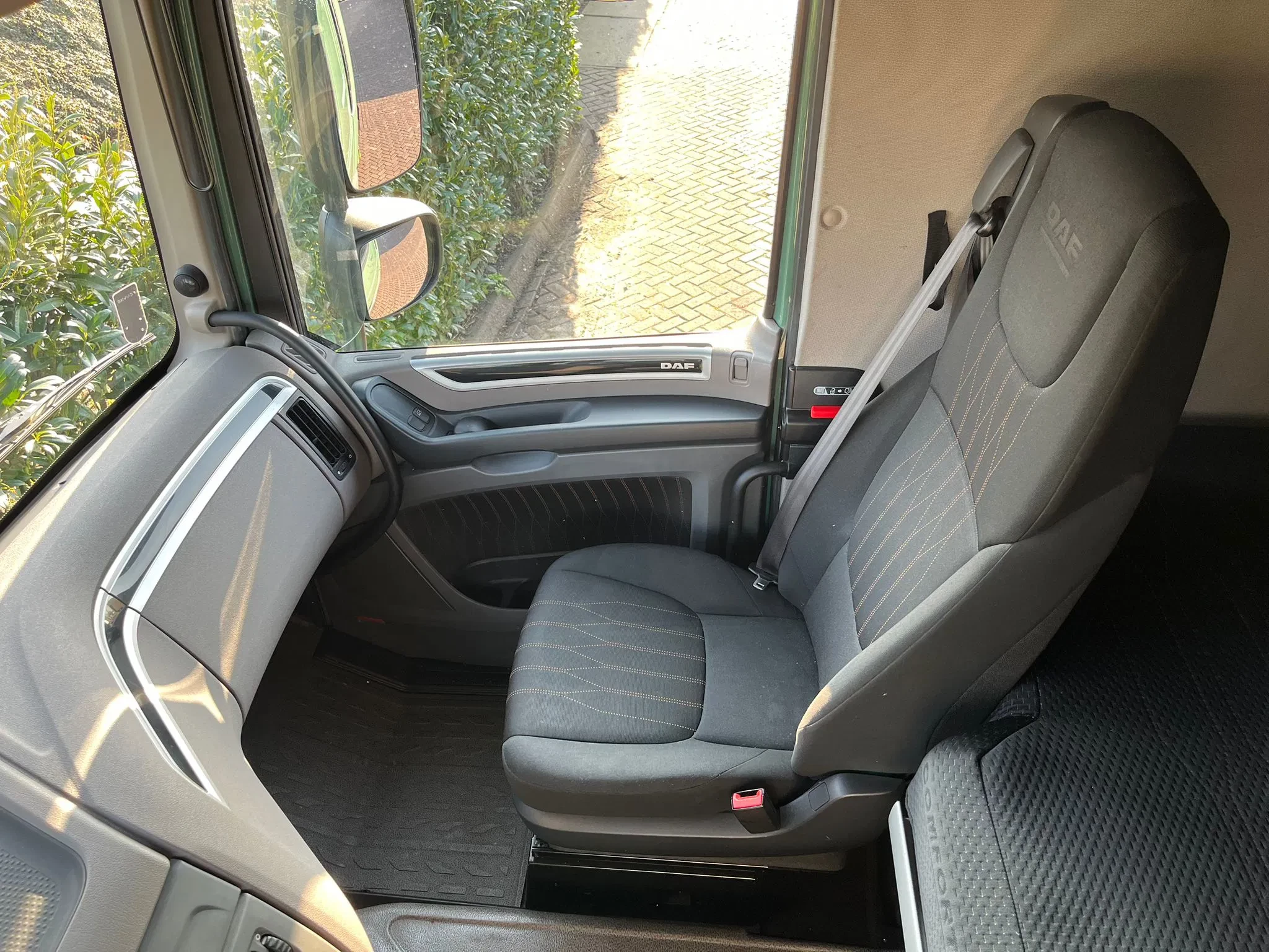 DAF XF 450 2018 - FT Lowdeck Bild 14