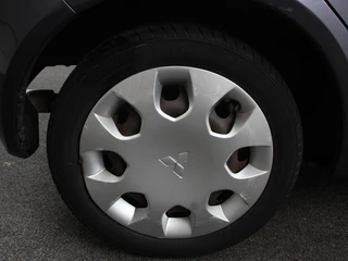 Mitsubishi Colt 2004 - 1.5 Automaat Invite afbeelding 2 miniatuur