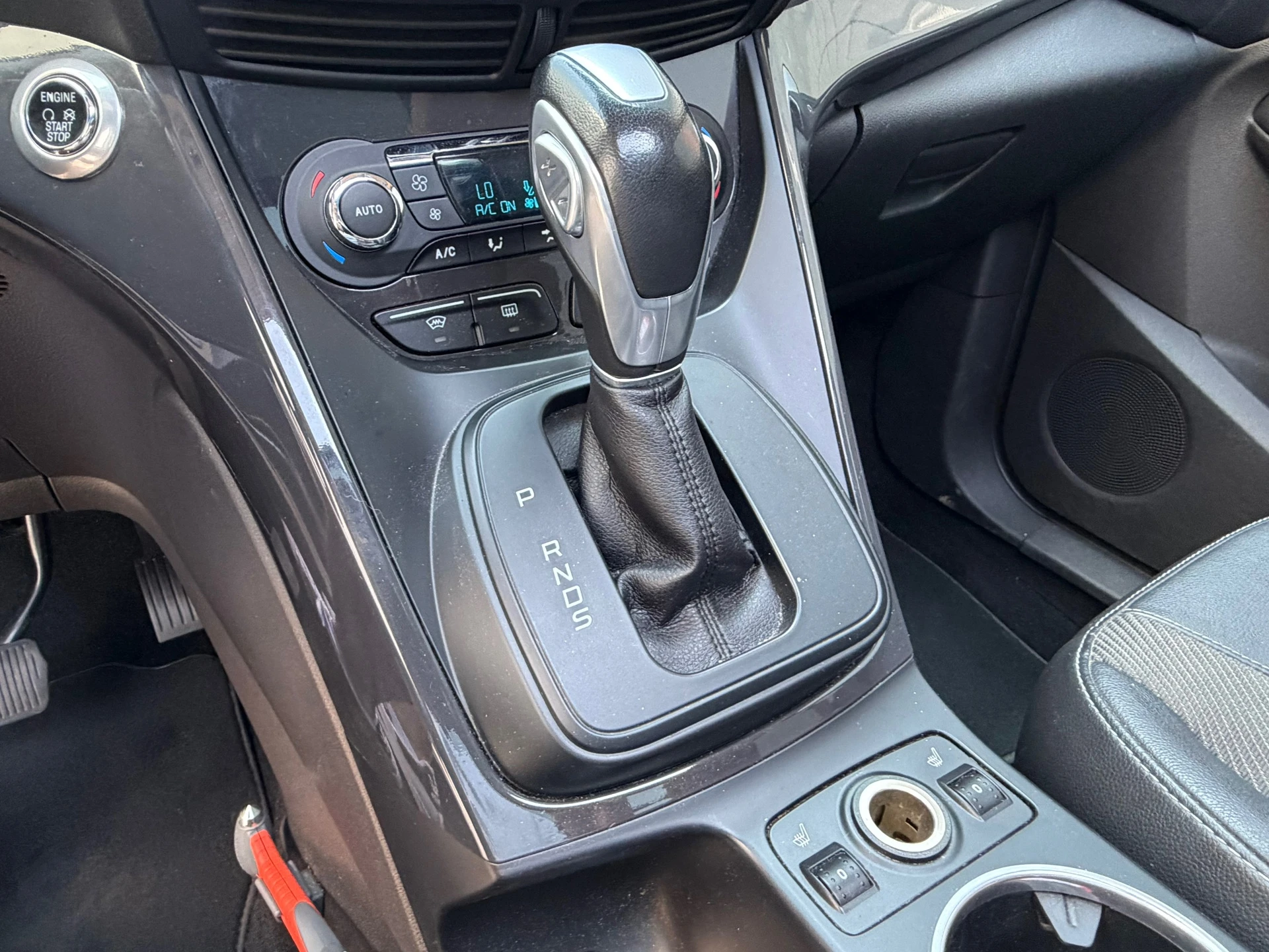 Ford Kuga 2015 - 1.5 Titanium Plus 4WD bj.2015 Autom|Pano|Navi|Trehaak. image 19