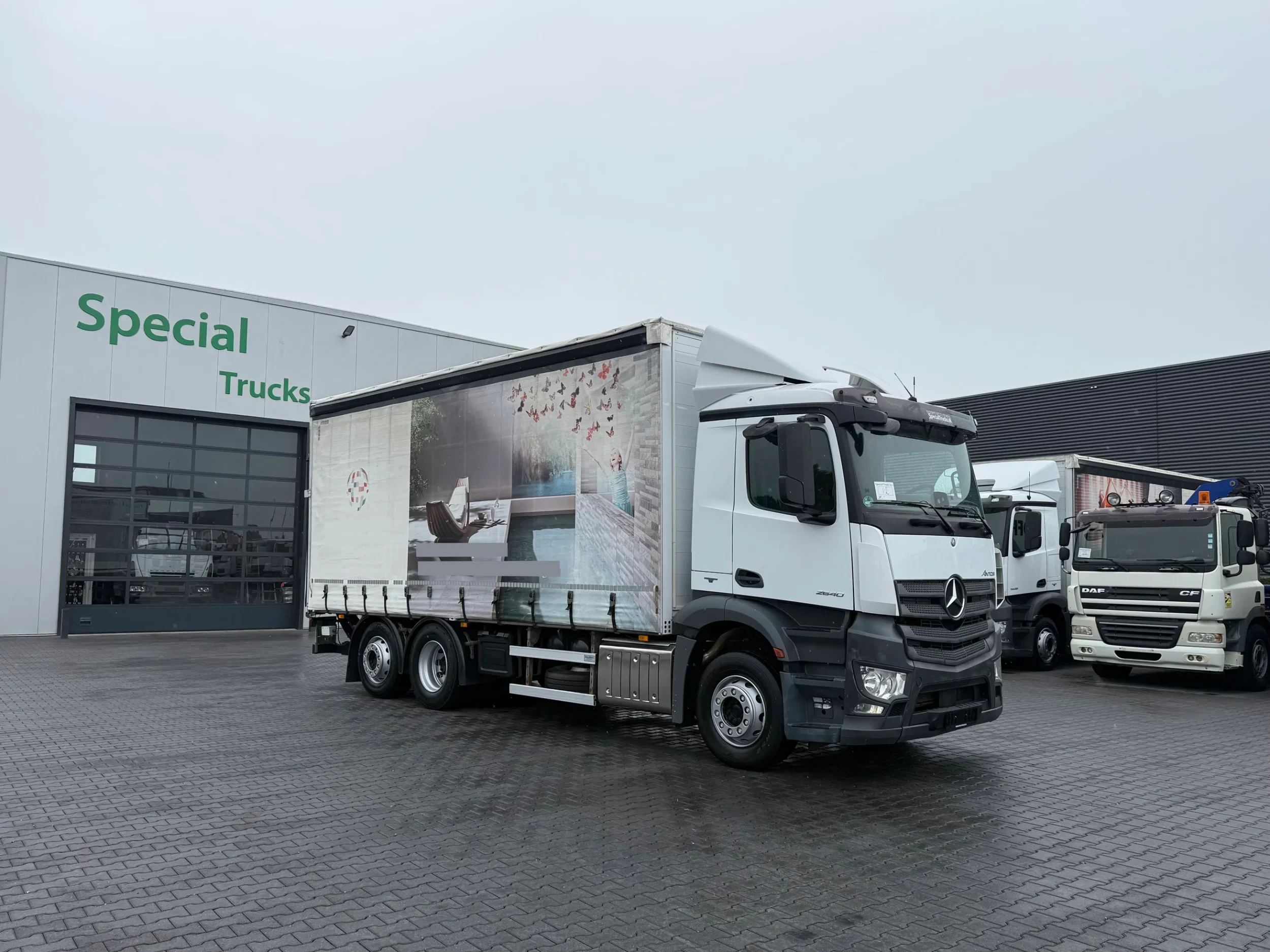 Mercedes-Benz Antos 2017 - 2640 6x2 Euro 6 – Schuifzeil – Schuifdak – Bär 2.000 kg laadklep afbeelding 1