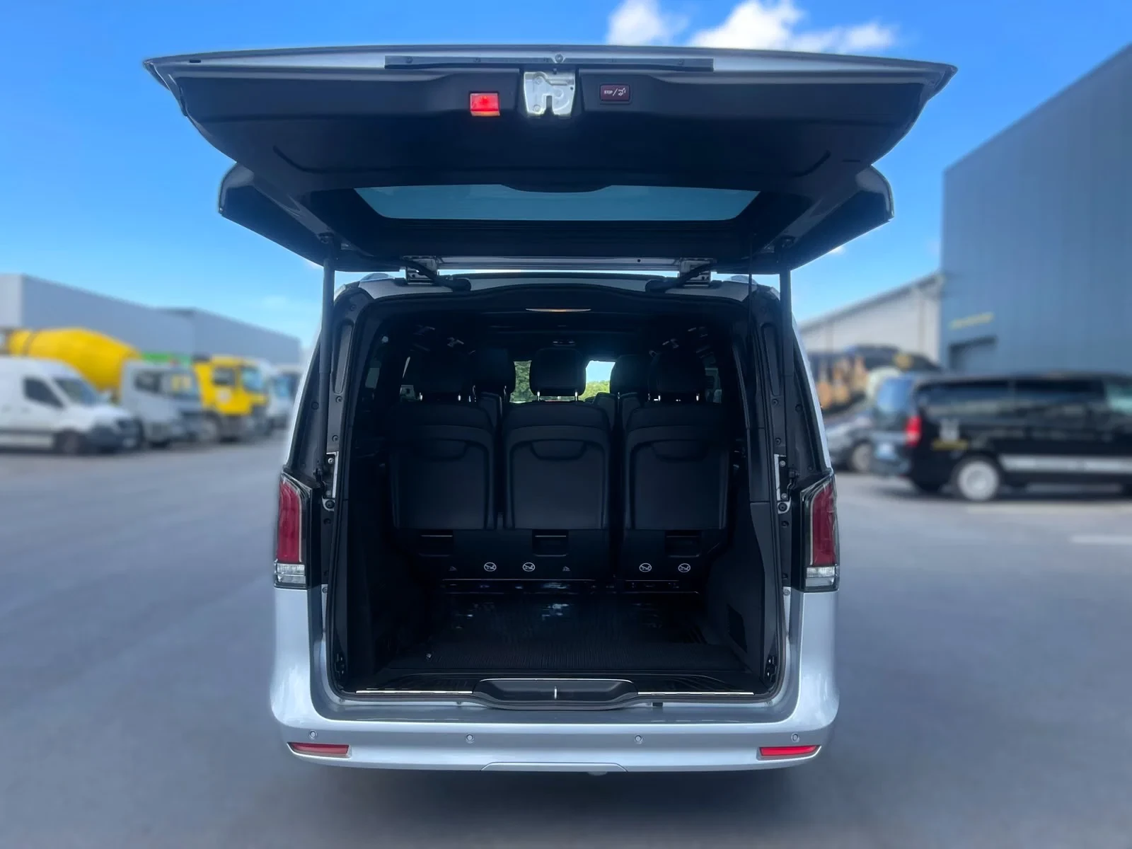 Mercedes-Benz V-Class 2024 - *300d 4Matic**Panoschuifdak*Airco V+A*Burmester*AHK 2,5t*Elektr. schuifdeur L+R*4Matic*Stuurverwarming*Stoelverwarming imagen 12