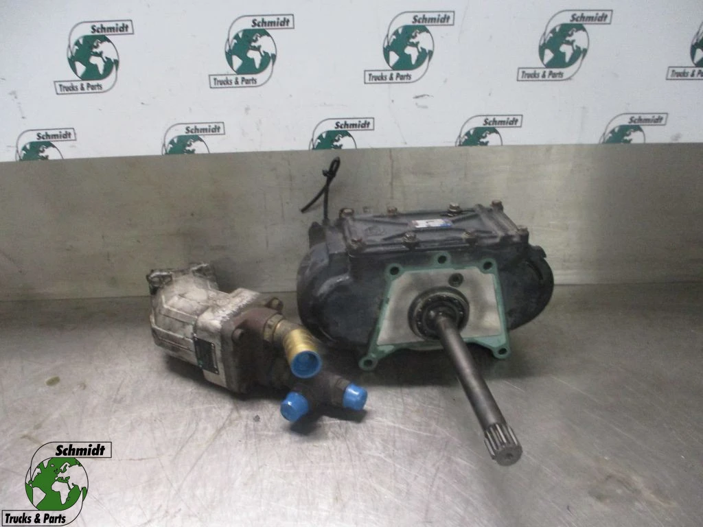 MAN TGX - 81.38100-6819 PTO POMP EURO 5 afbeelding 1