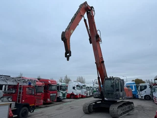 Hitachi N/A 2010 - ZX350LC-3 HYDRAULIC CAB RISER, AIRCO, AUXILIARY HYDRAULIC PLUMBING imagem 12