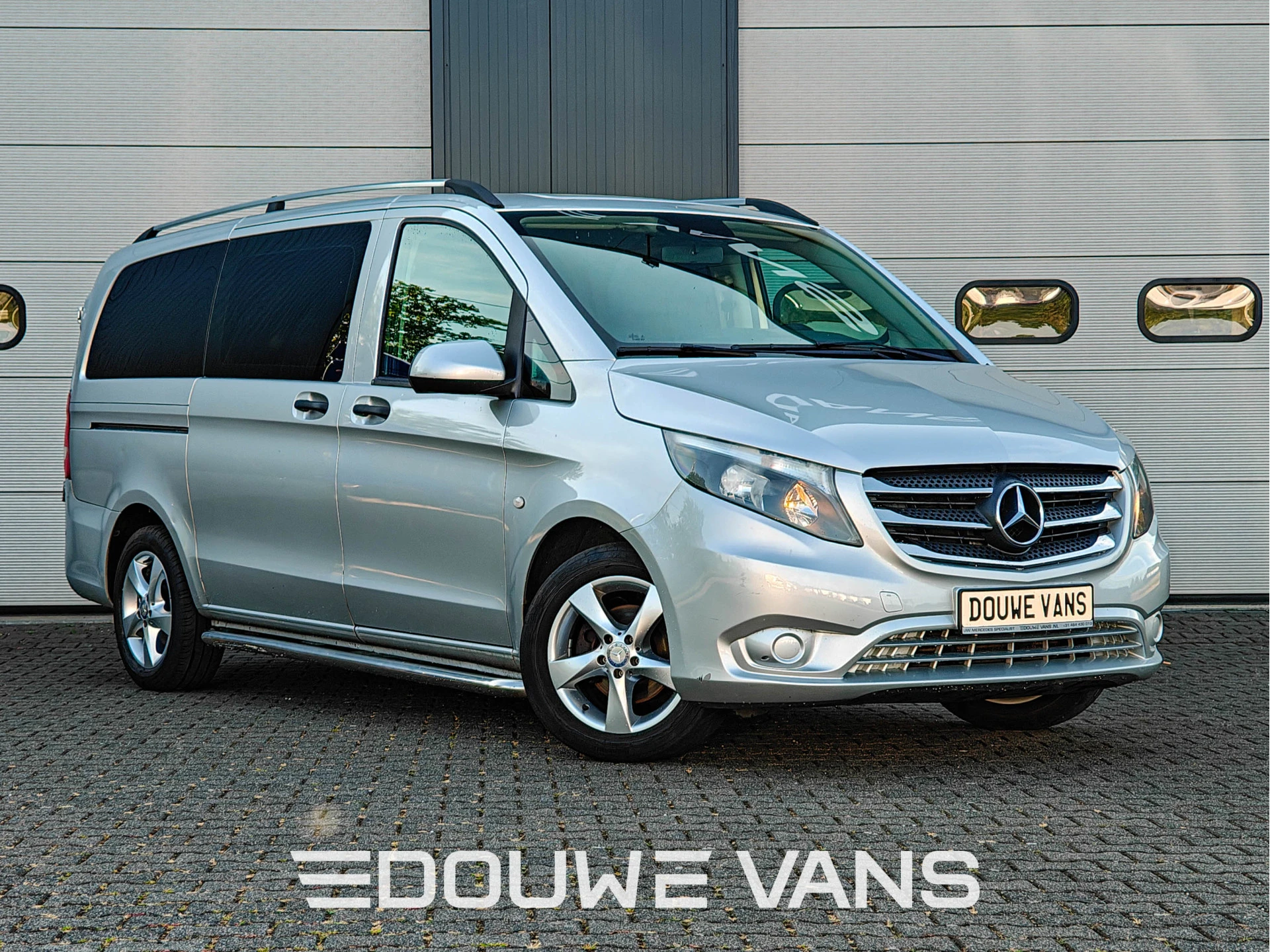 Mercedes-Benz Vito 2016 - 114 L2 Mixto 5 Zitplaatsen Airco Lage KM Trekhaak zdjęcie 1