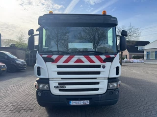 Scania P 2012 - P360 8X2 EURO 5 HIAB 144E-4 imagen 3