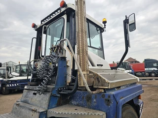 Terberg RT283 | TERMINAL TRACTOR 4X4| TURNING CHAIR. | AUTOMATIC GEAR | 24159 HOURS. 2011 - N/A bild 16