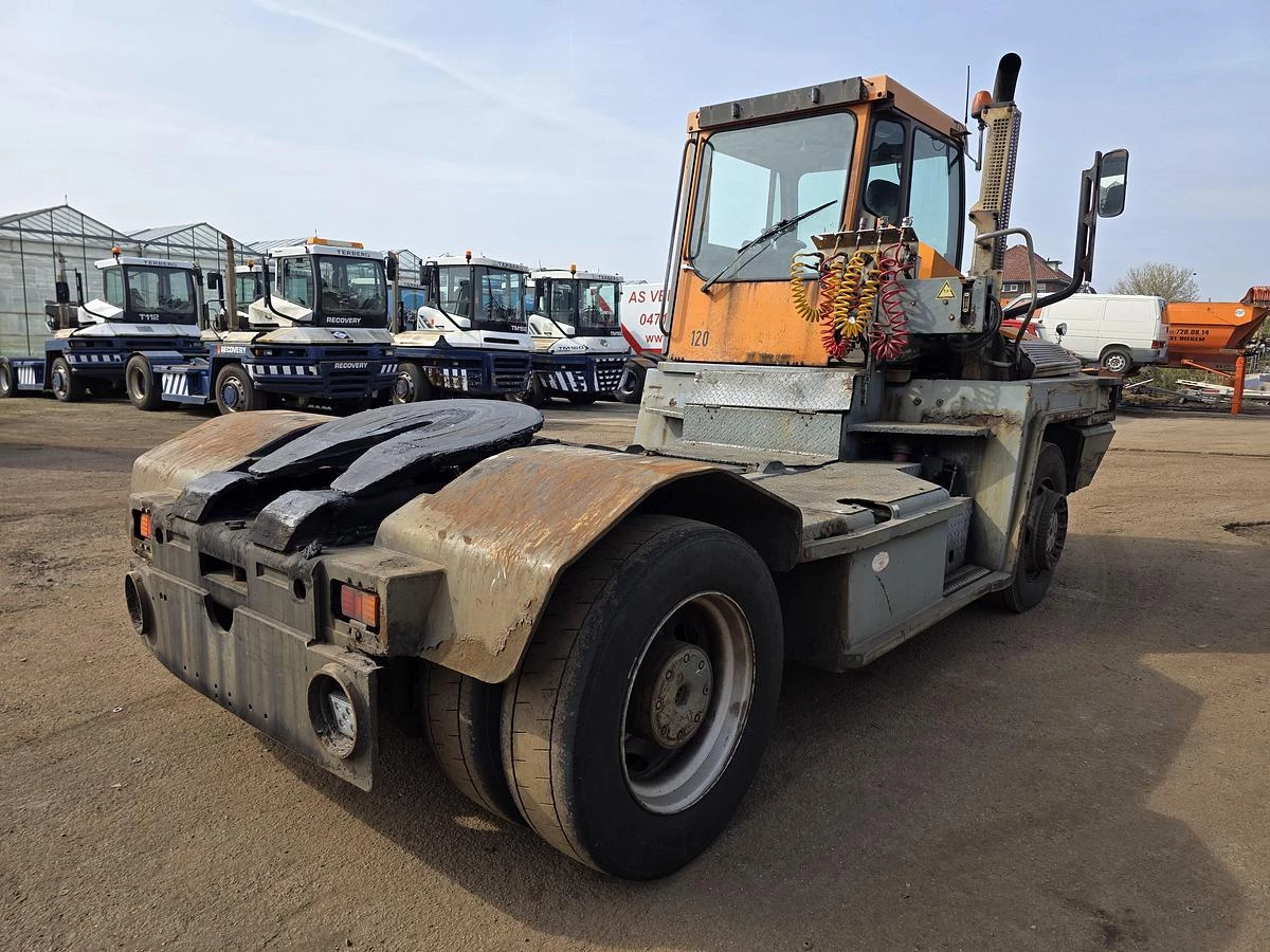 Terberg RT222 - 4X4 - TURNING CHAIR - AUTOMATIC GEAR - WORKING MACHINE 2007 afbeelding 5
