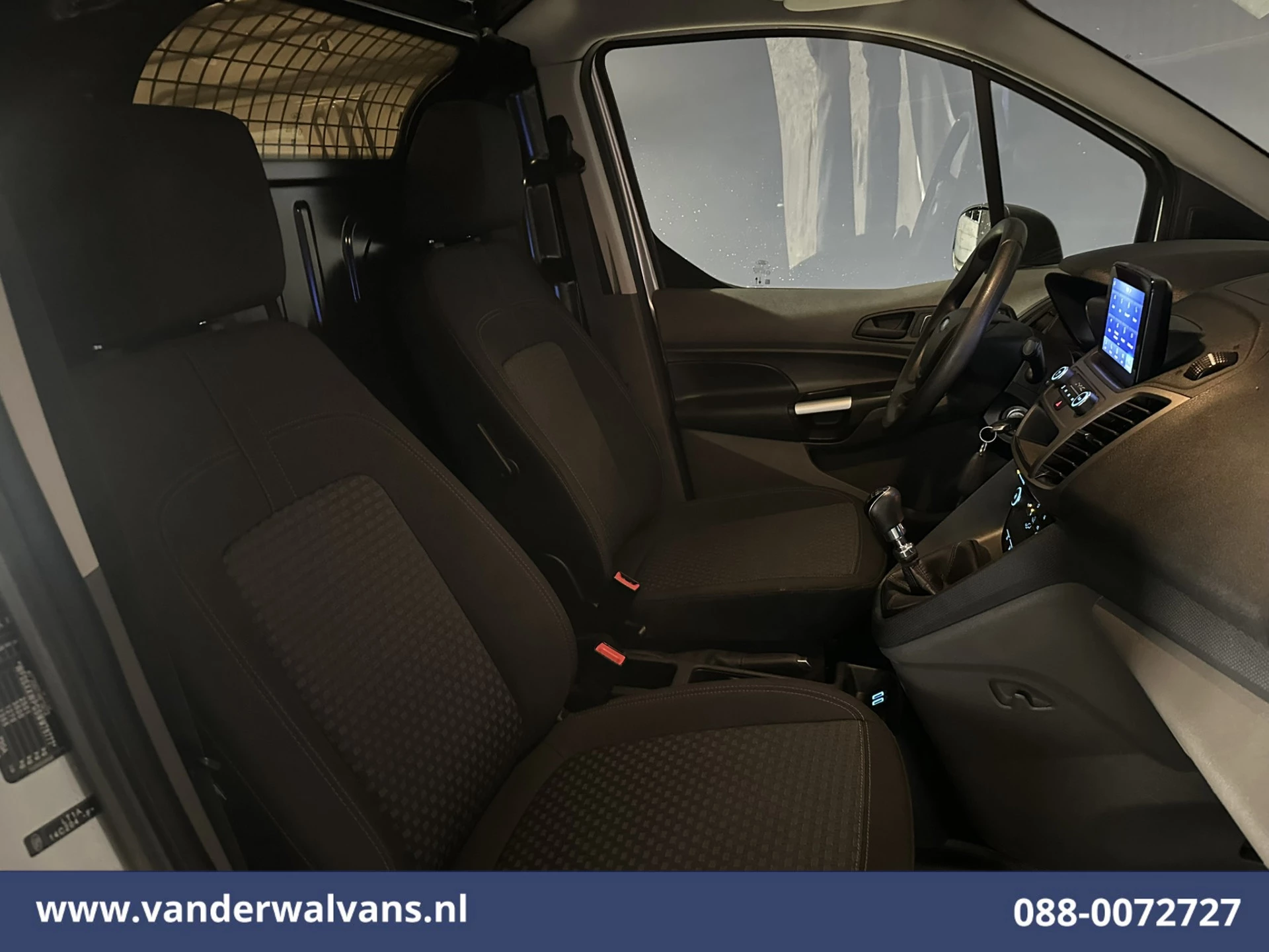 Ford Transit Connect 2021 - 1.5 EcoBlue 100pk L2H1 Euro6 Airco | Camera | Navigatie | Trekhaak | LM velgen image 6
