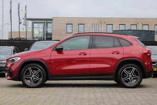 Mercedes-Benz GLA 2021 - 250e AUT8 AMG NIGHT PAKKET PANORAMADAK DISTRONIC MEMORY SFEER 360-CAMERA TREKHAAK immagine 9