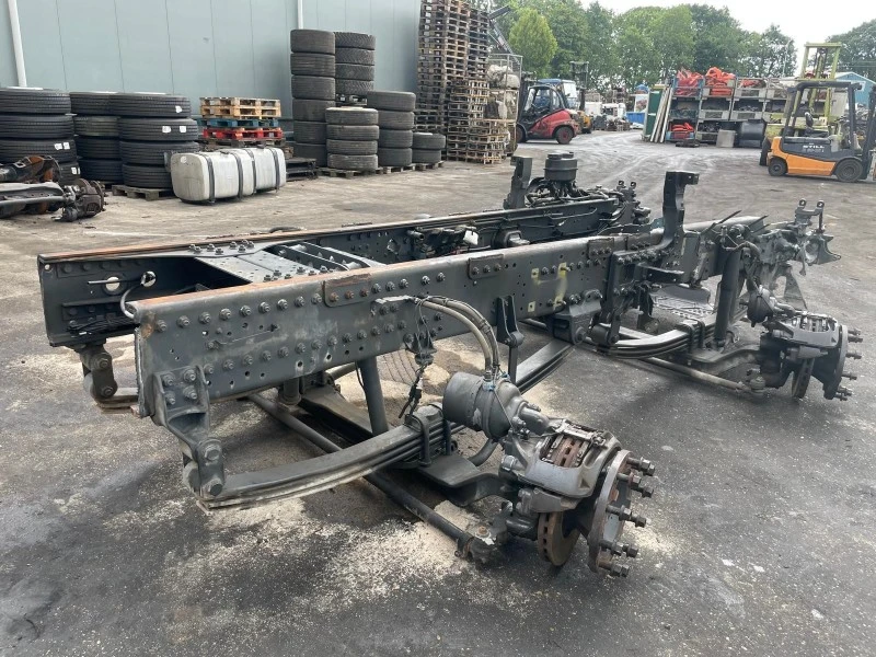 DAF 2023 - 1871544 / 1807591 / 1738803 VOORSTEL 8X4 afbeelding 1