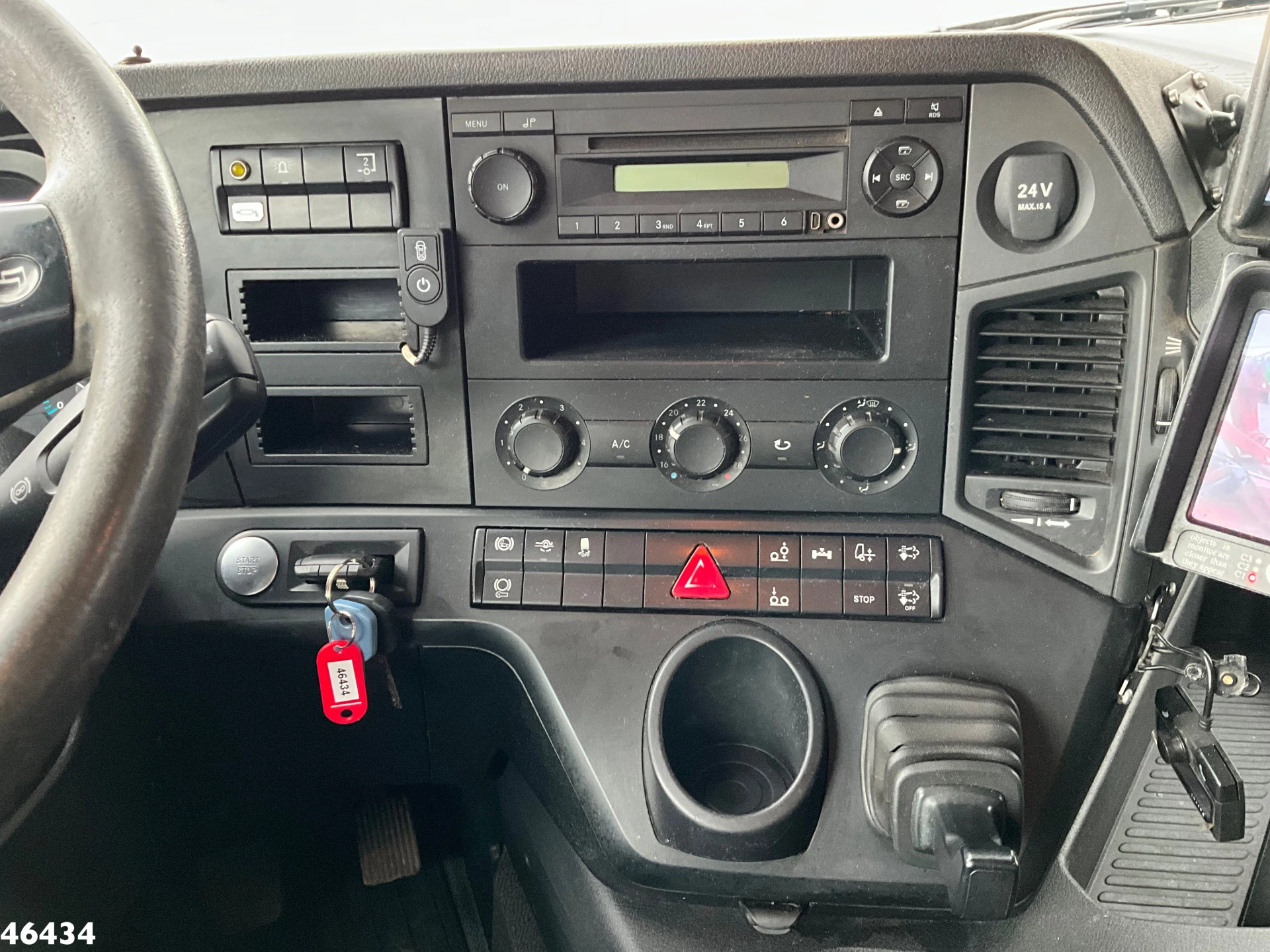 Mercedes-Benz ANTOS 2533 Euro 6 Geesink 22m³ 2015 obrázek 15