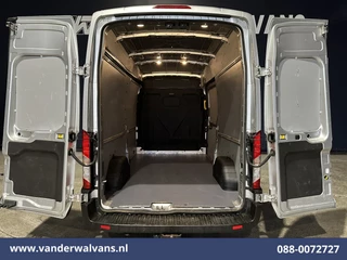 Ford Transit 2021 - 2.0 TDCI 170pk L3H3 Euro6 Airco | Navigatie | 2500kg Trekhaak | Cruisecontrol image 3