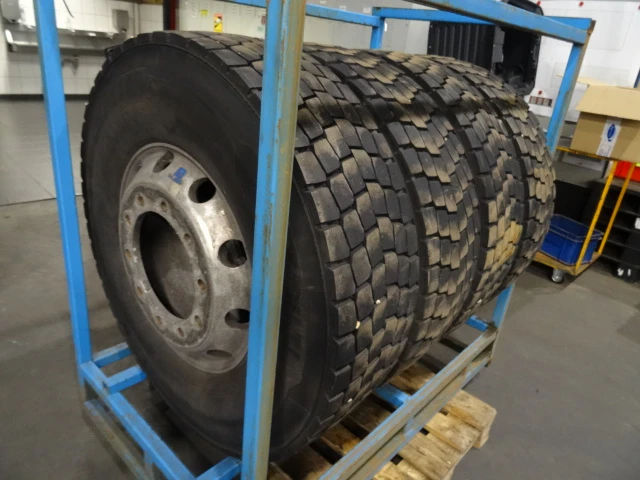 - Geen producent - - MICHELIN315/80R22.5 obrázek 1