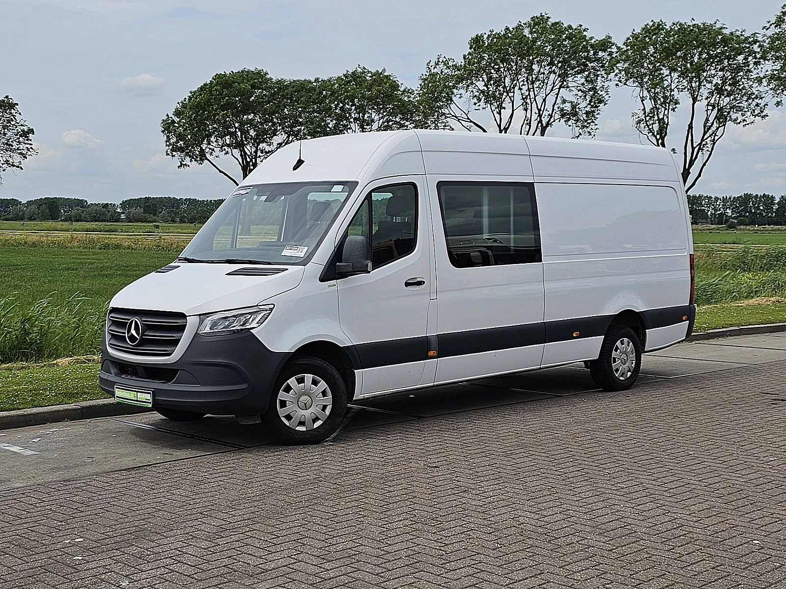 Mercedes-Benz Sprinter 2022 - 317 Bild 2