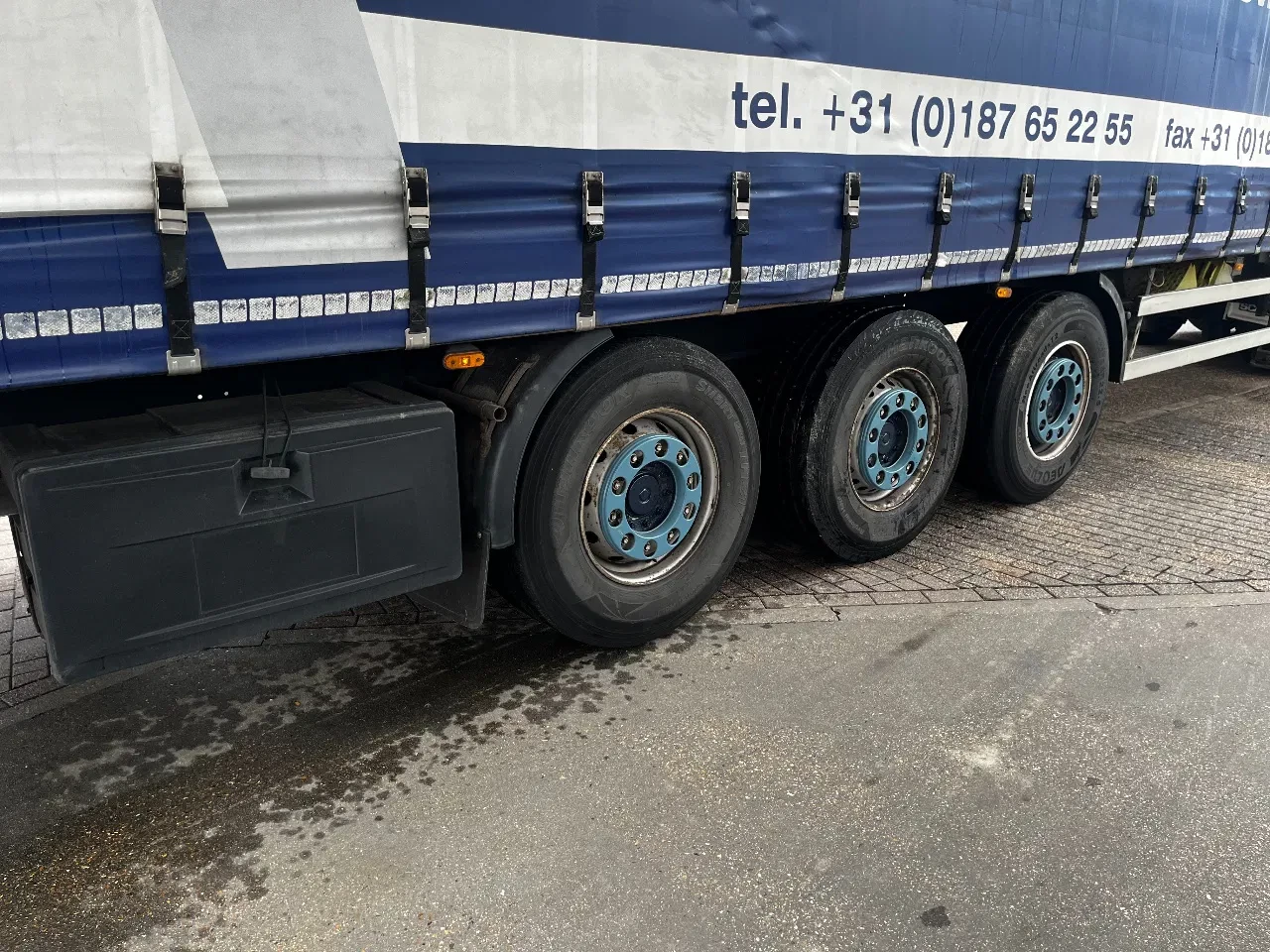 Trailer 2008 - 3-axle sliding Curtain afbeelding 4