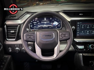 GMC Sierra 2024 - Denali 6.2L V8 image 16